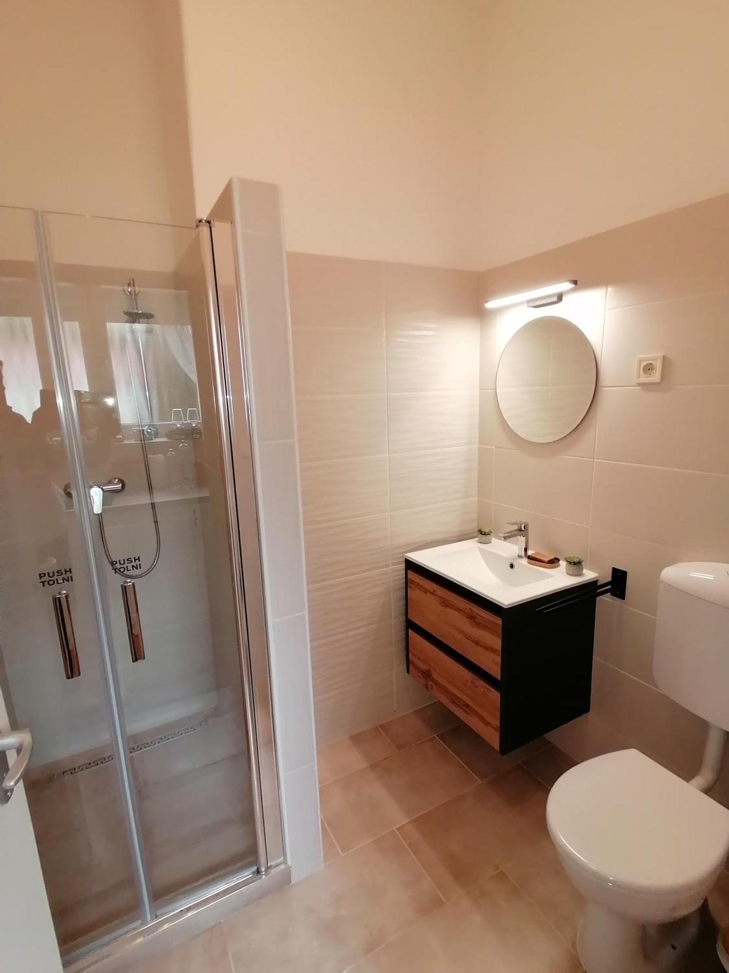 Mohacs Korona Apartman Экстерьер фото